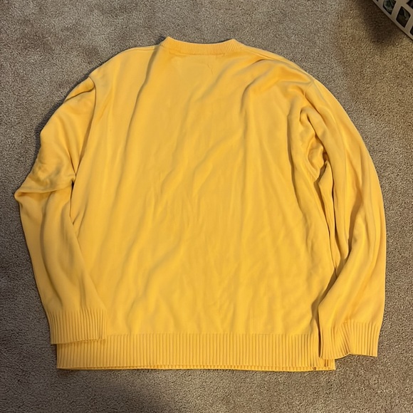 yellow tommy hilfiger sweater - Picture 3 of 4